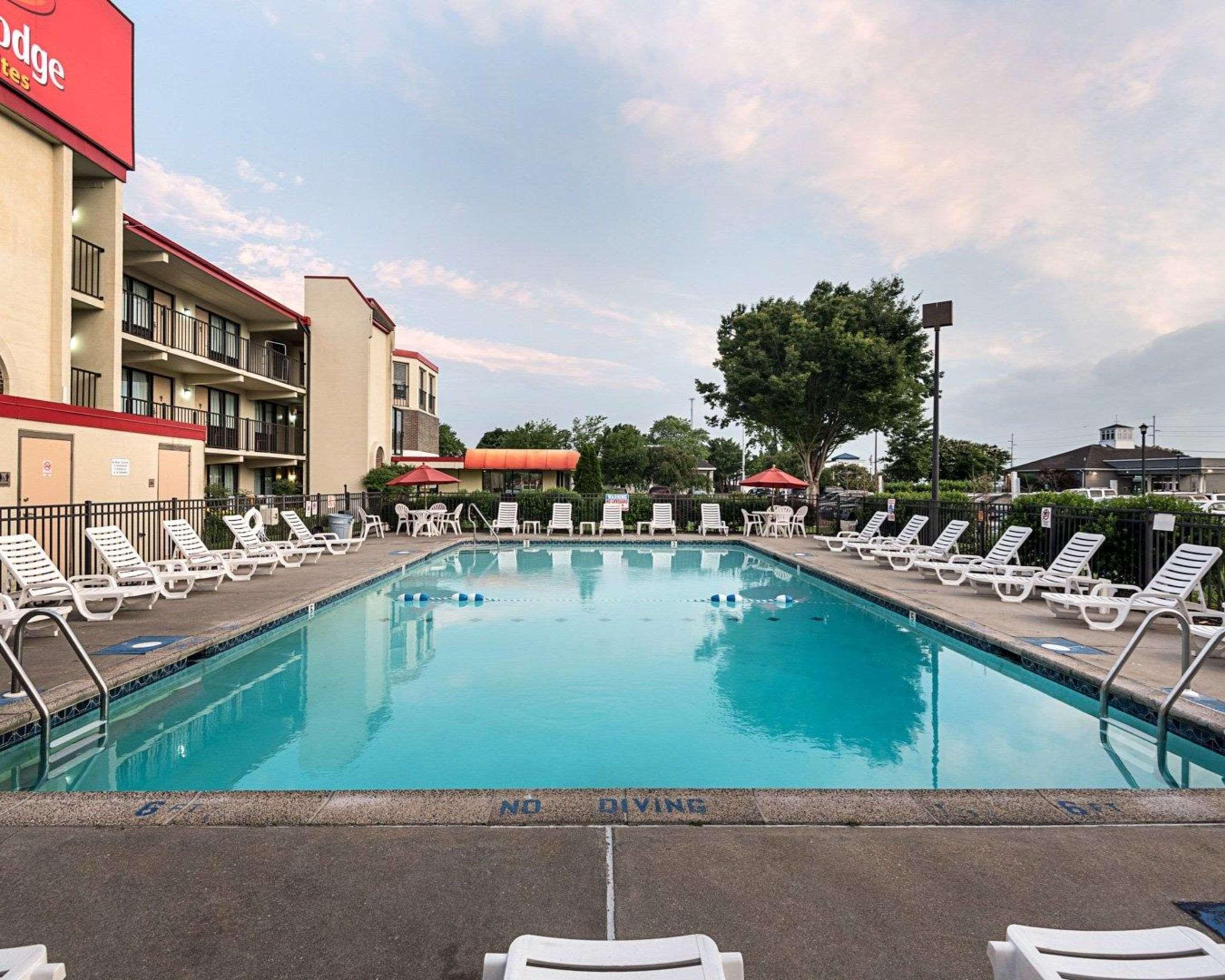 Econo Lodge Inn & Suites Rehoboth Beach Exterior photo